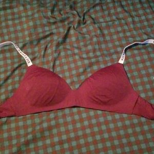 Victoria secret 36c wireless tshirt bra